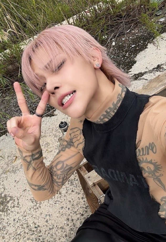 @𝗞𝘆𝗸𝘆