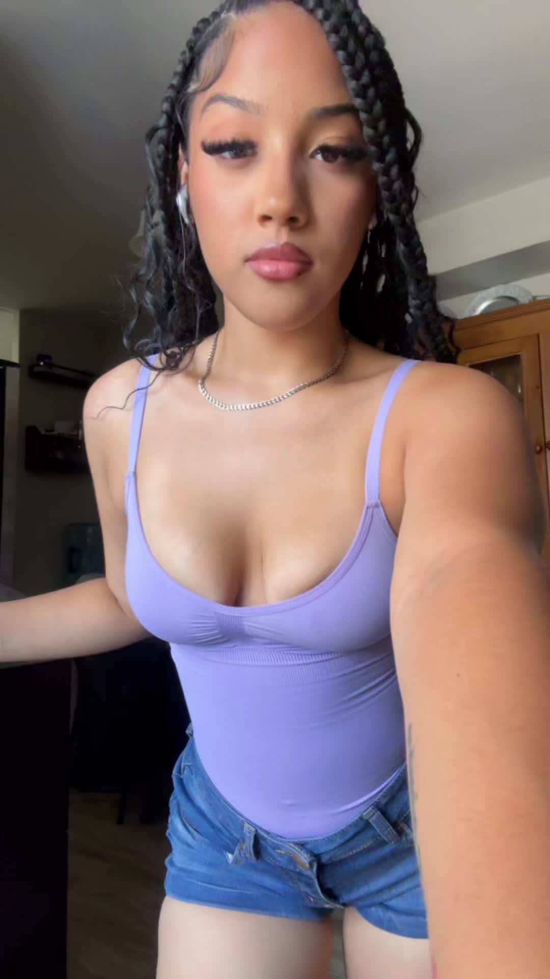 @𝐃𝐢𝐚𝐧𝐚🍒