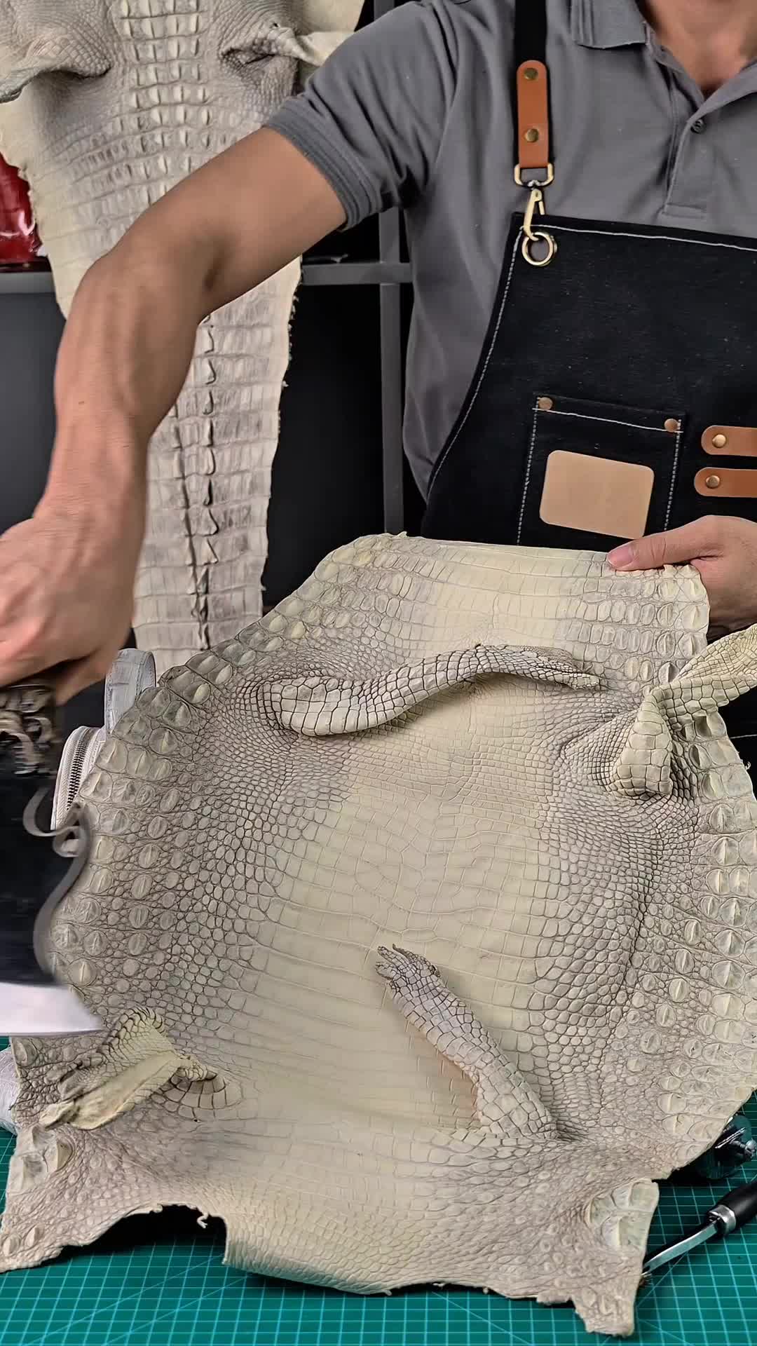 @DAVITH LEATHER