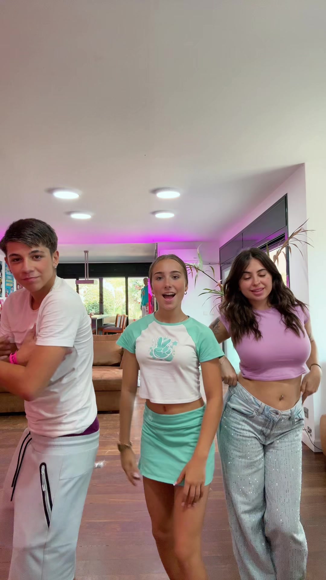 @aandreitamartinezz