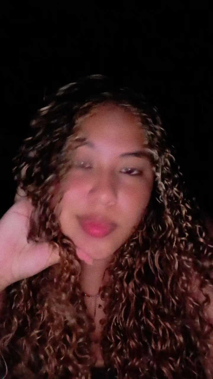 @Diana Almanza”