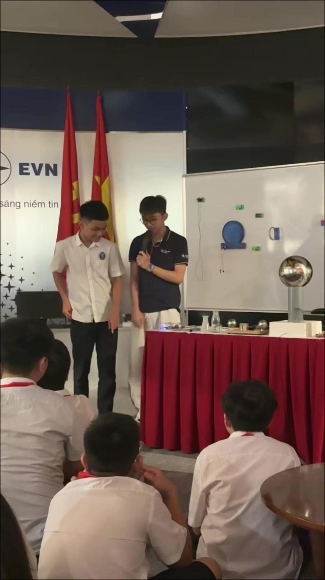 @Thắng Get L&yacute; - HNUE