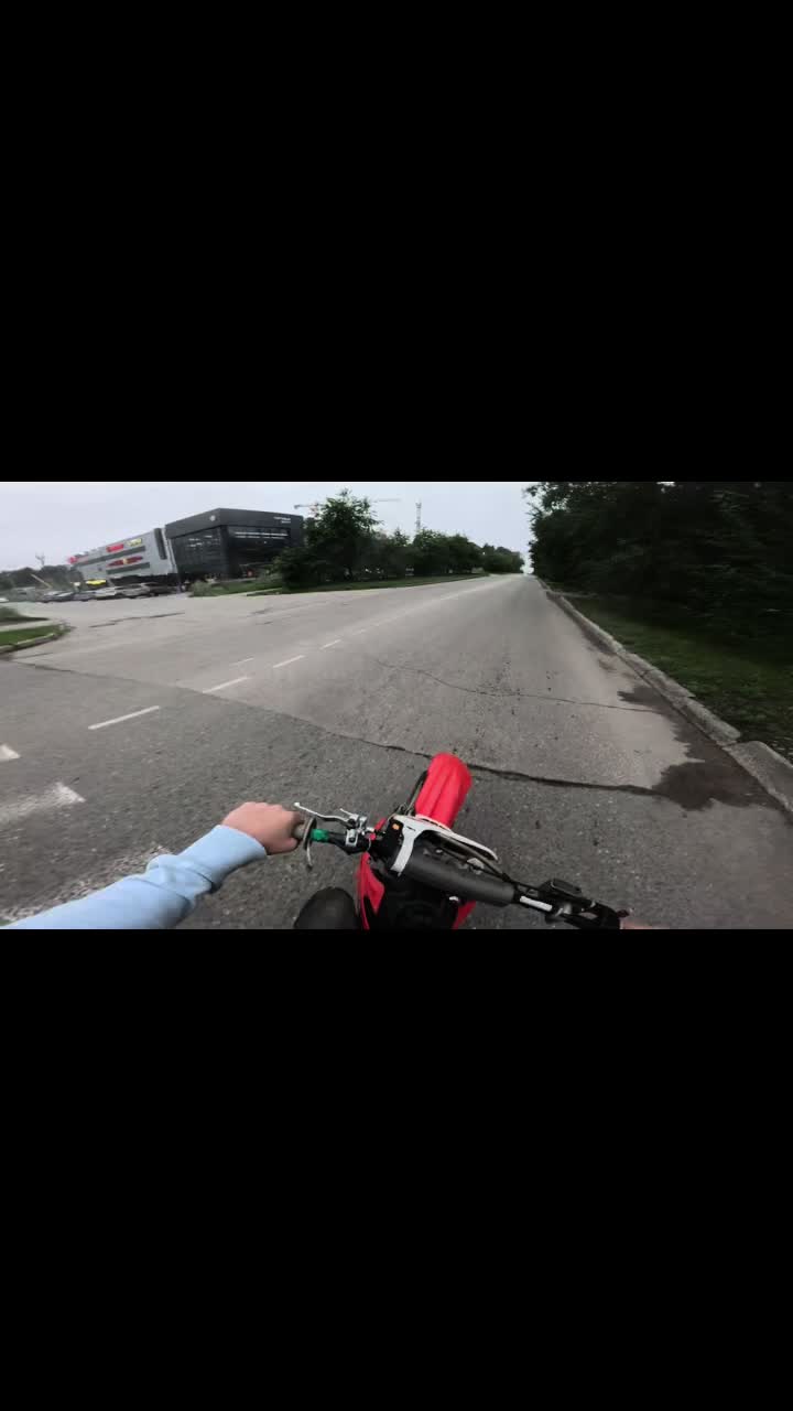 @swarovskiy🤫