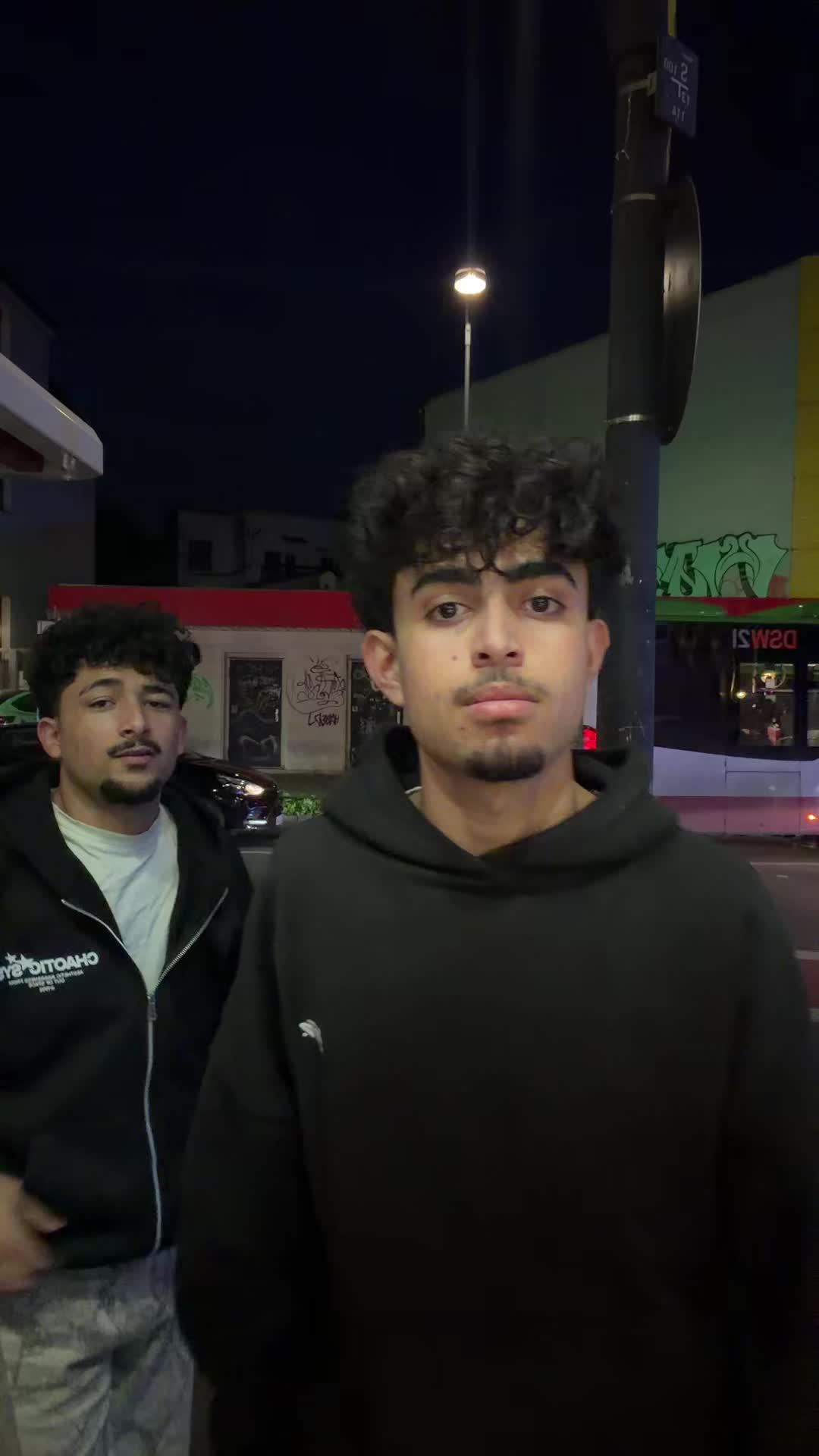@𝐀𝐋𝐈 👻