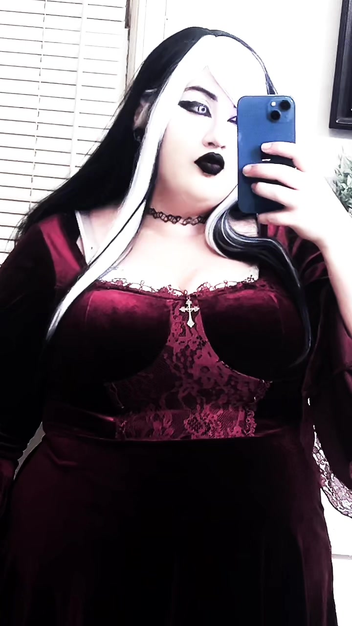 @sp00ky_treats