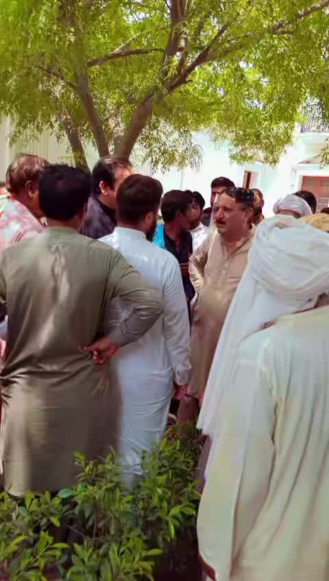 @Farooq Ahmad Bhatti