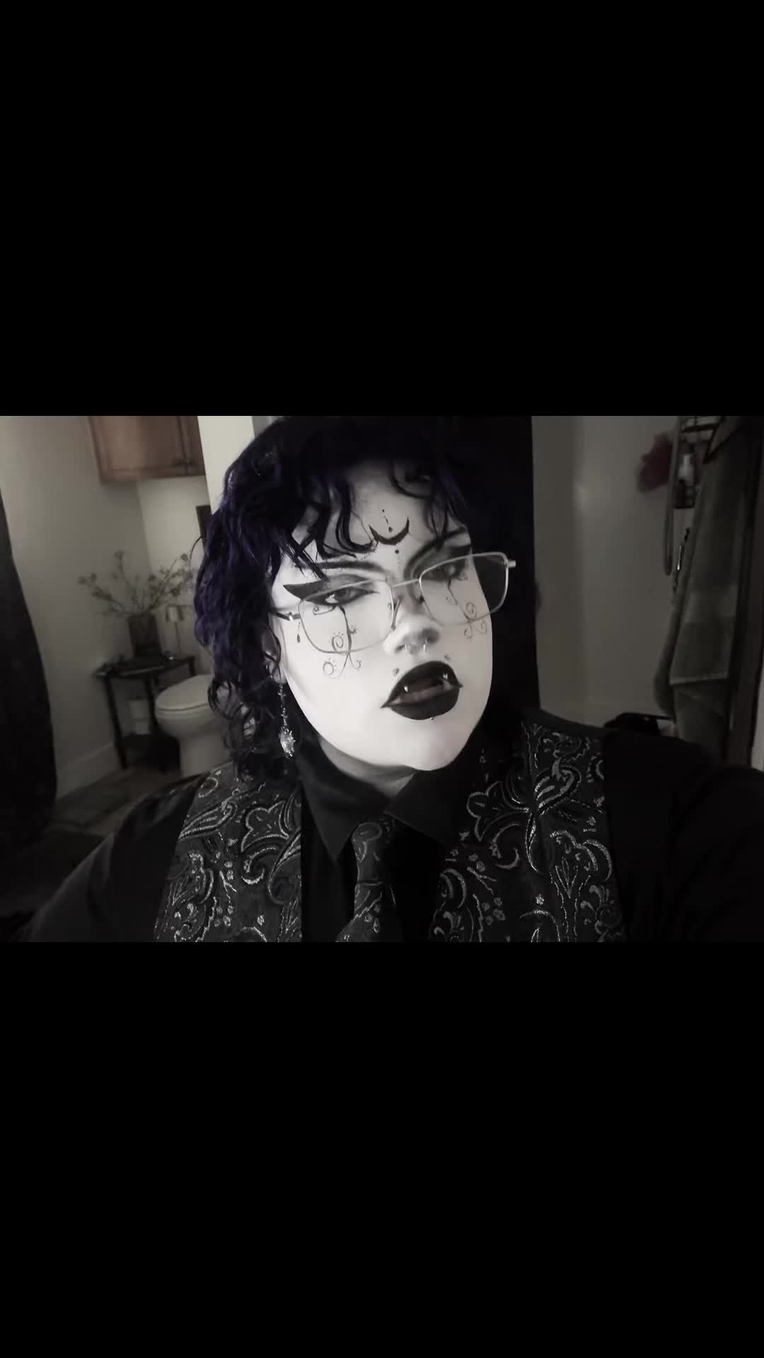 @🦇CORBIN🦇