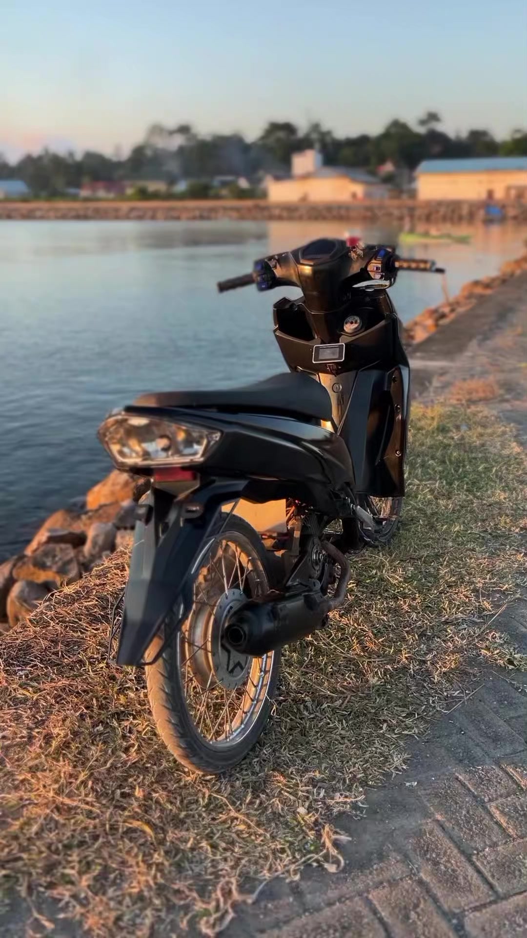@๐ฆ๐ผ๐๐น๐ป๐ผ๐
๐
๐ฎ