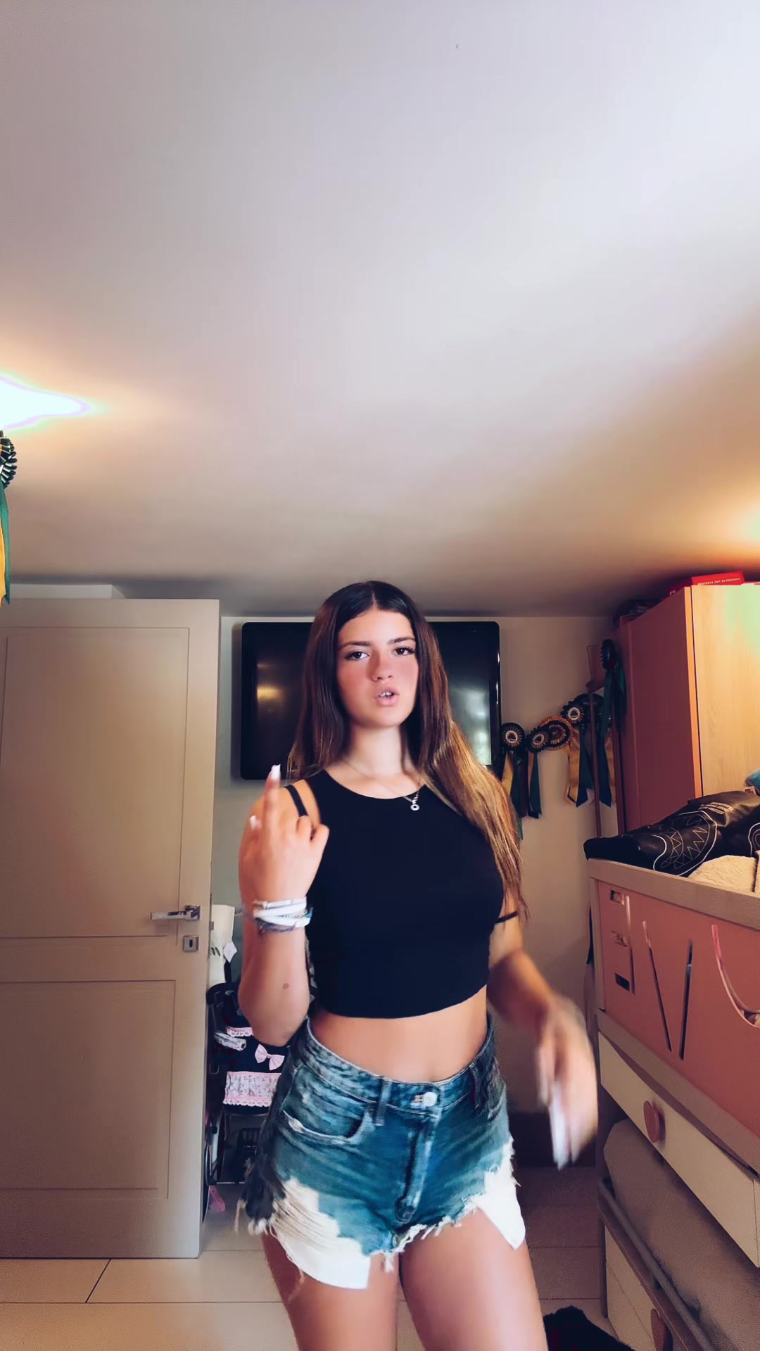 @cloecarpino__
