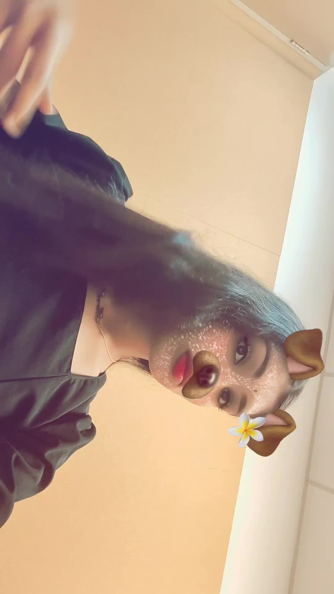 @Shree🤍👀🦋