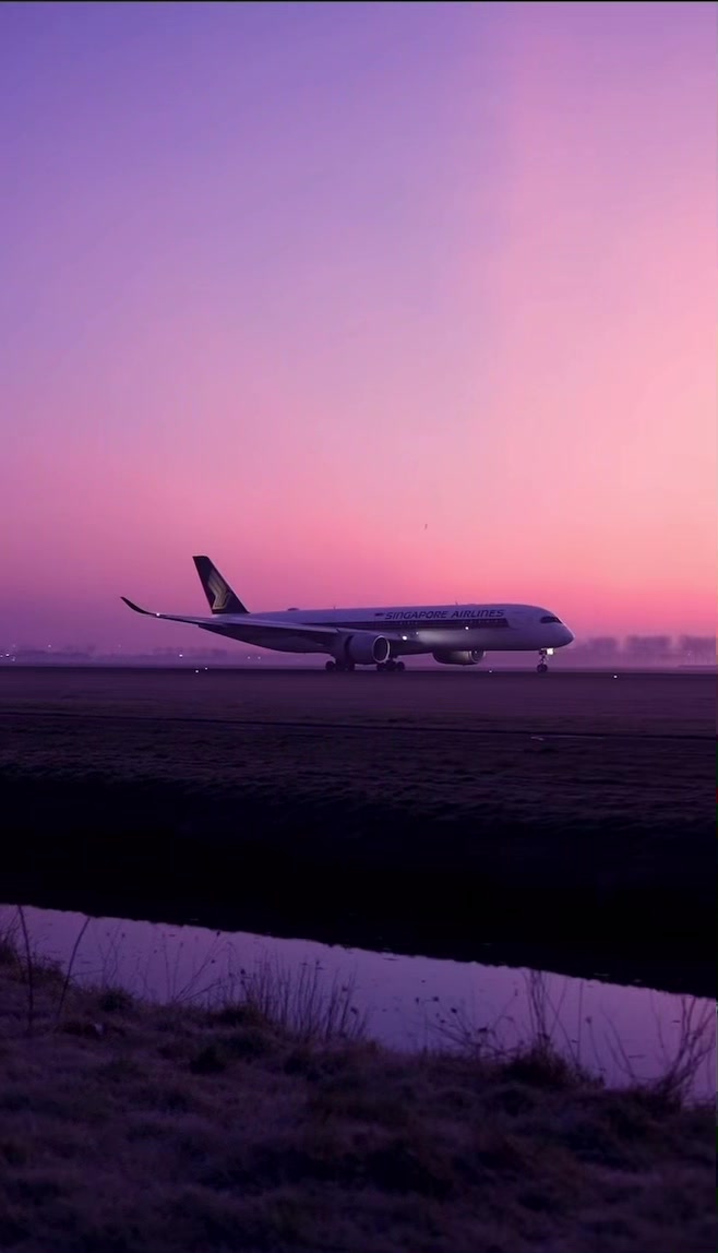 @7th Flightline Airlines