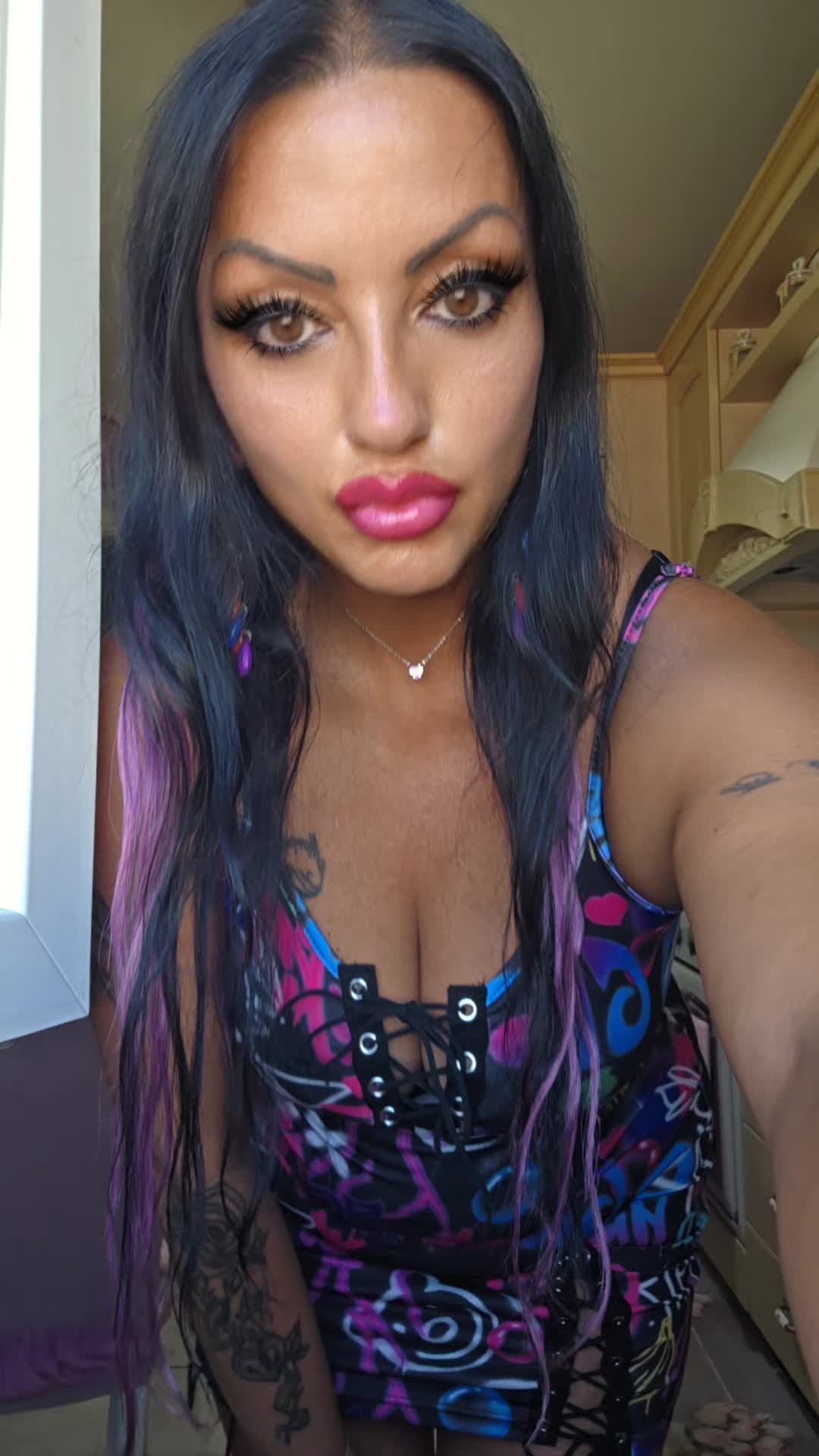 @Mary Scialó