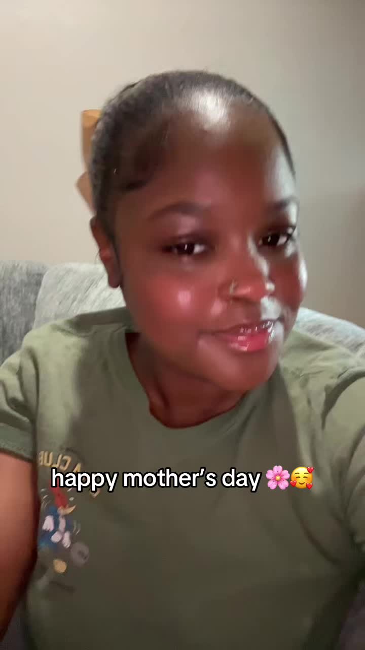 @azianyree