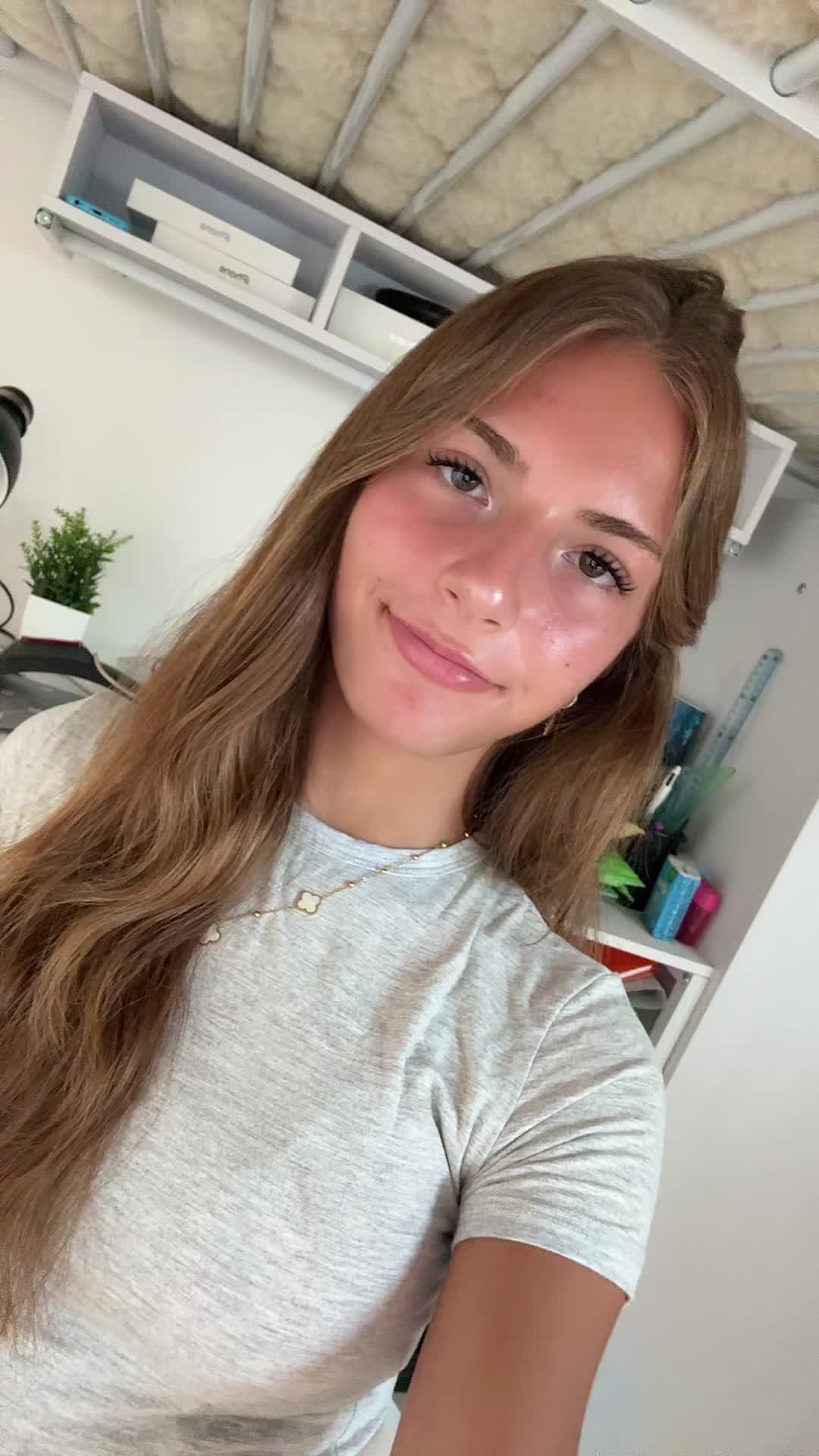@𝓵𝓮́𝓪🌺