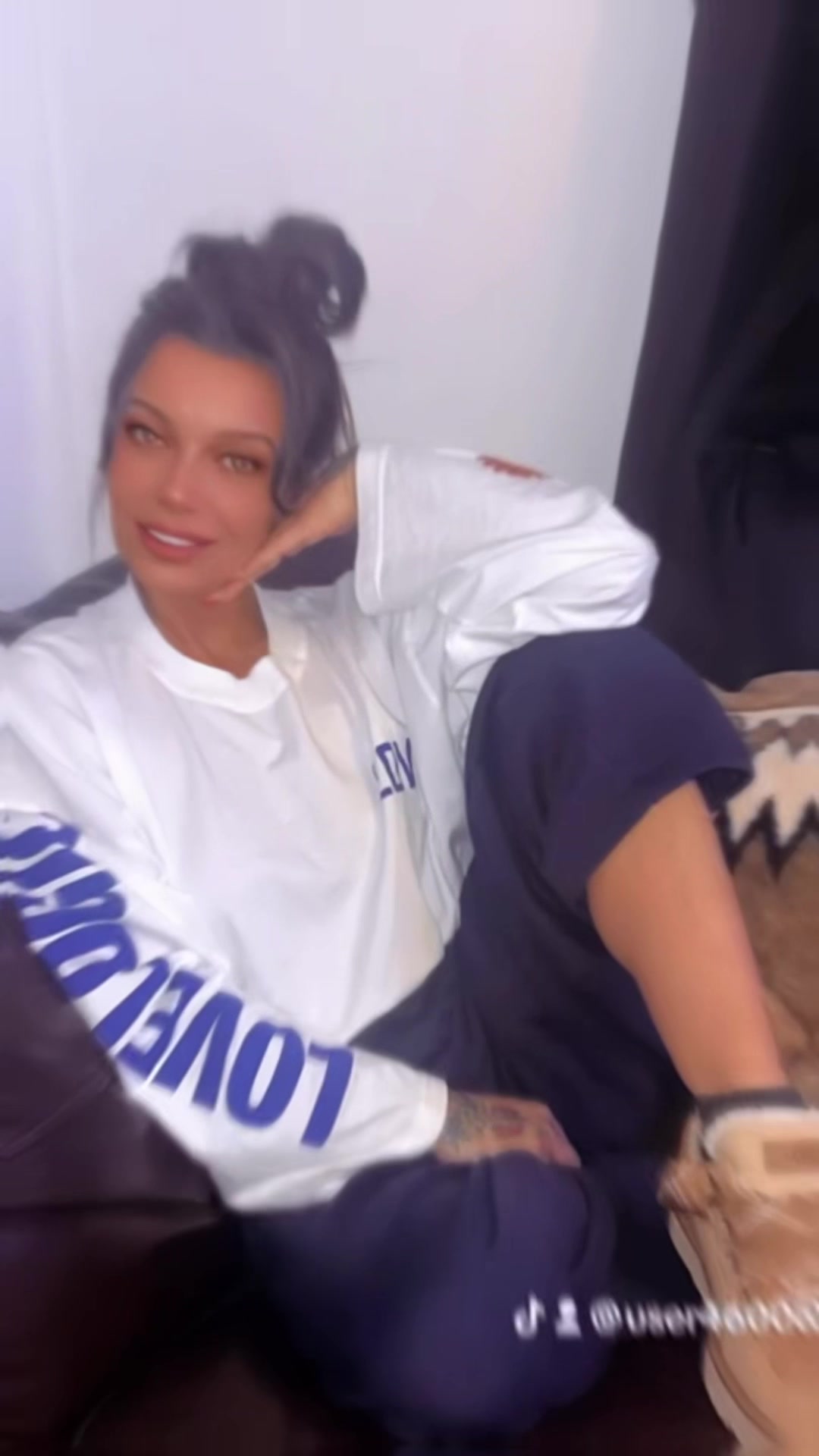 @Carlacorrigan