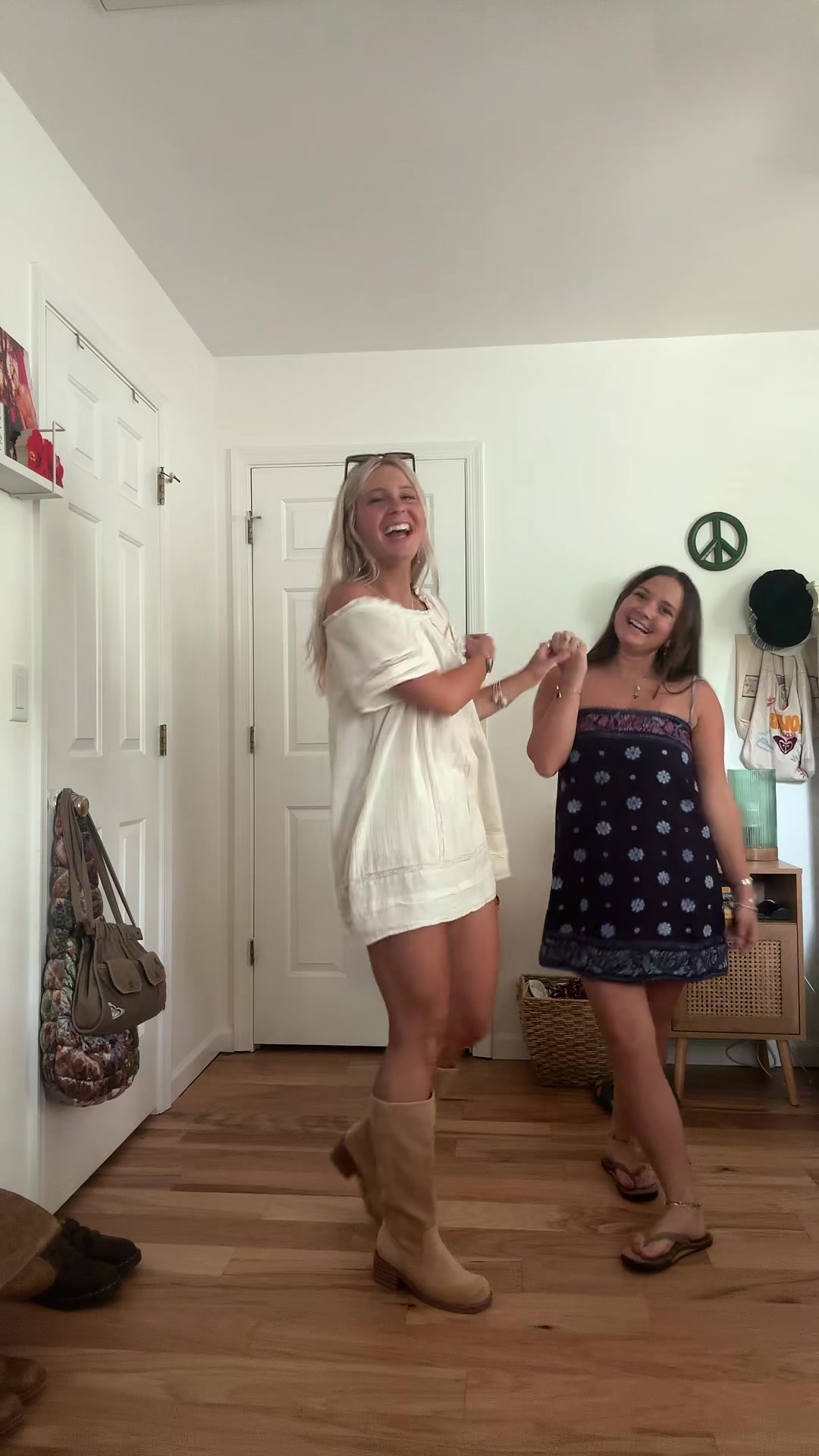 @sophie lou ✺
