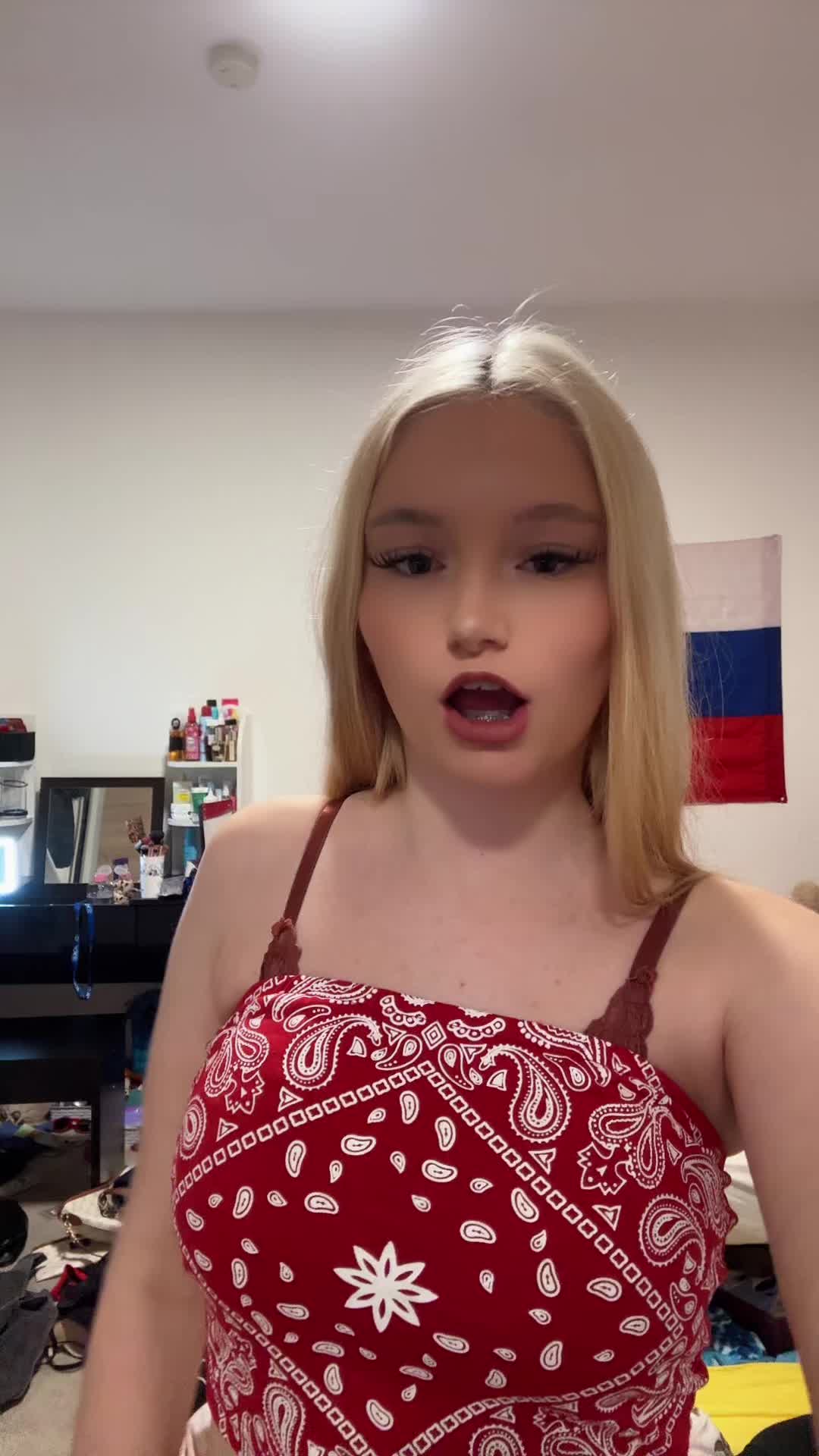 @Laura🎀