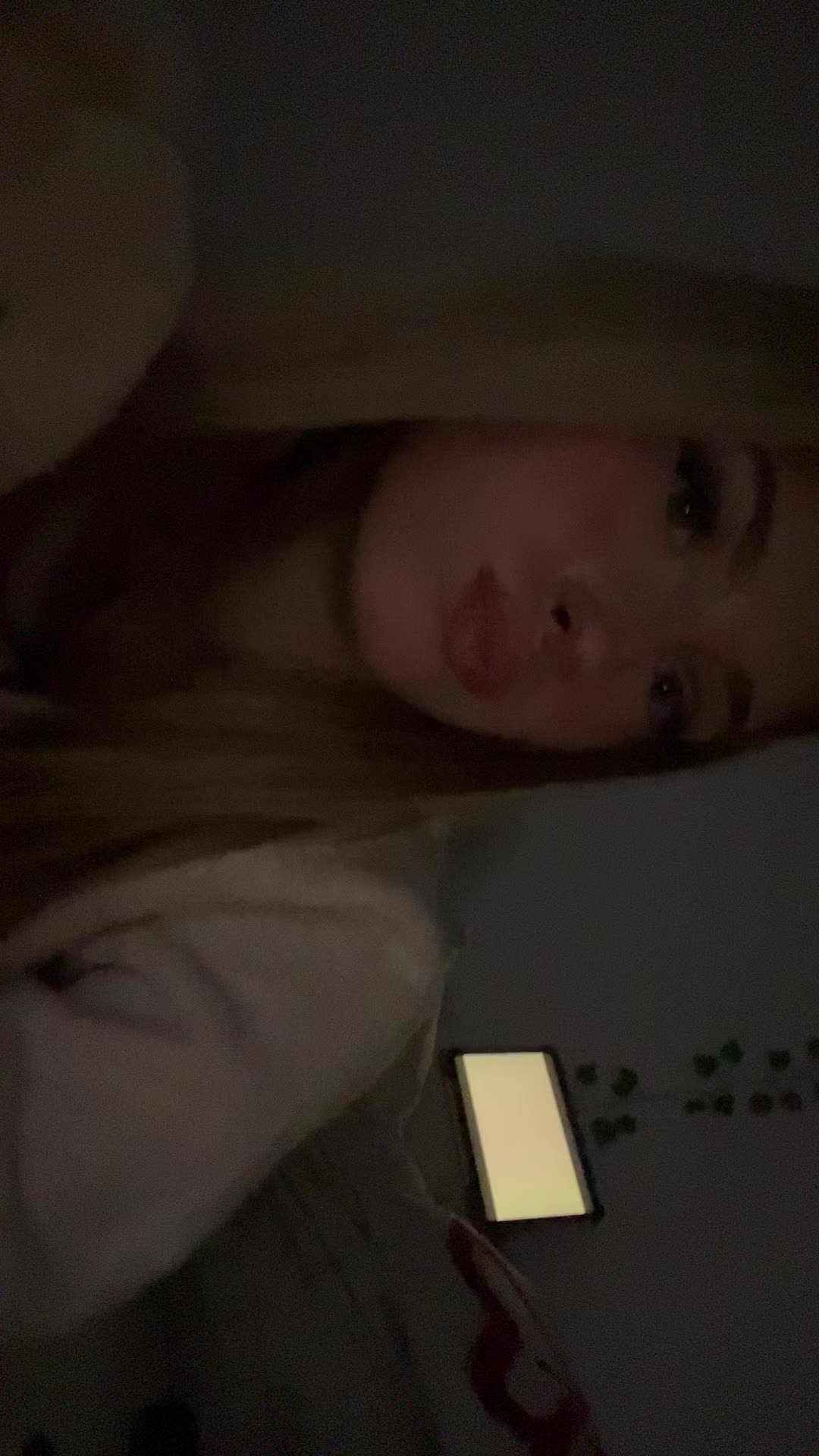 @eyleen ✨