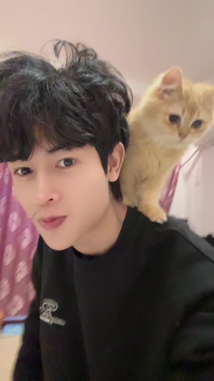 @PYAEAUNGKYAW🍀PEKO🍀