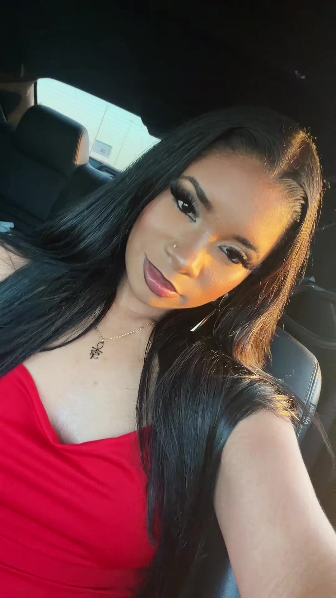 @Diamond Monique✨