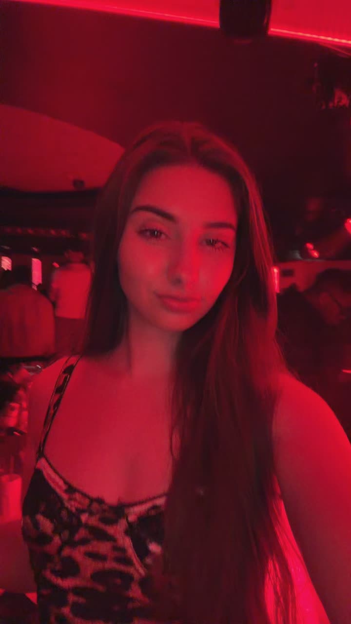 @Ava