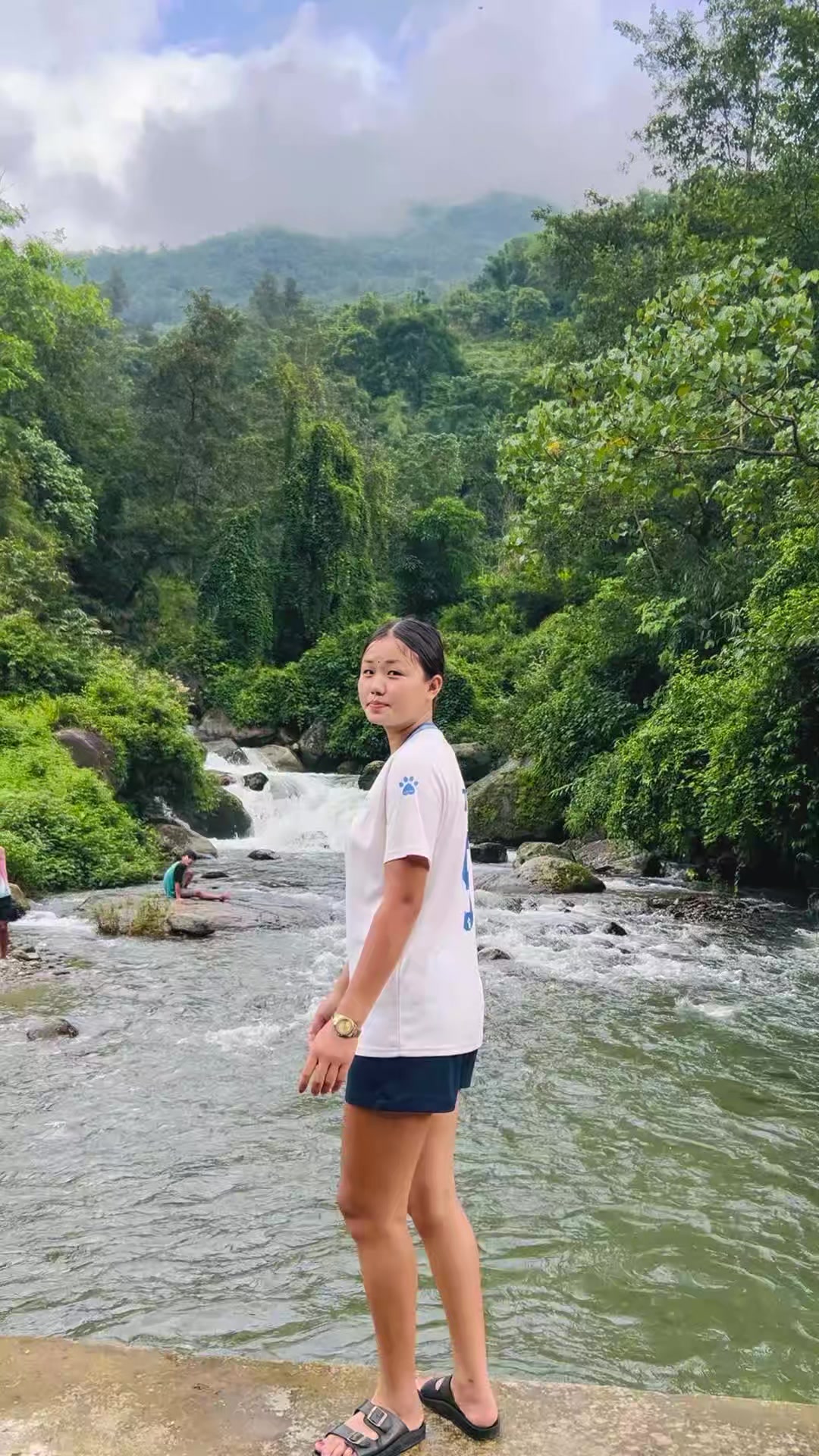 @T&uacute; L&aelig;s&atilde;💔🕊️