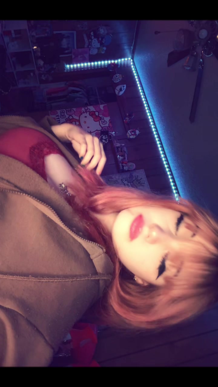 @Alyssa🧁🪽🫧