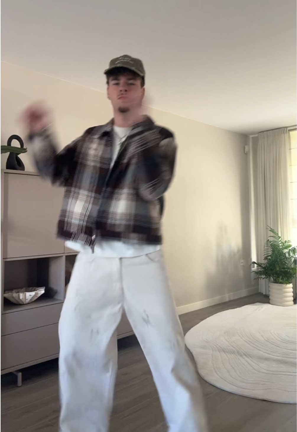 @#18
