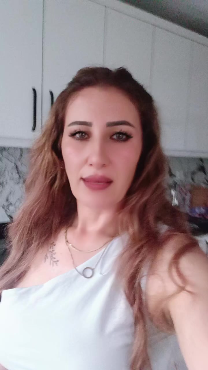 @emelııı