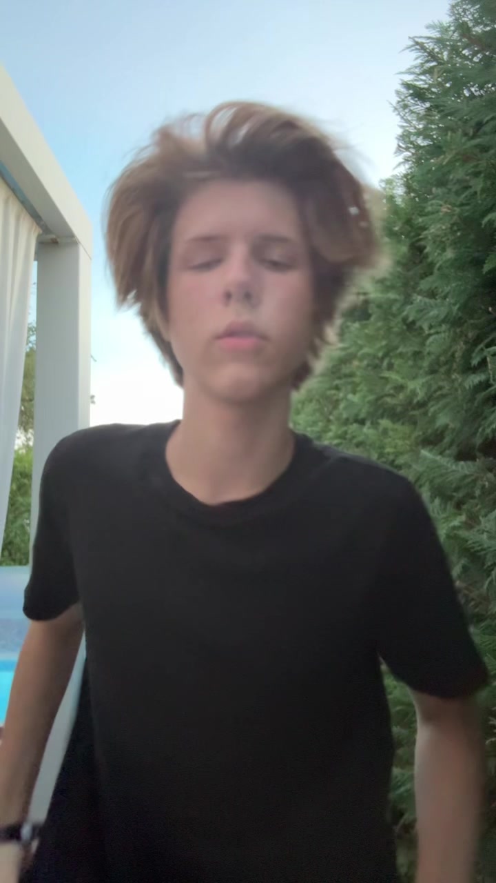 @🤍