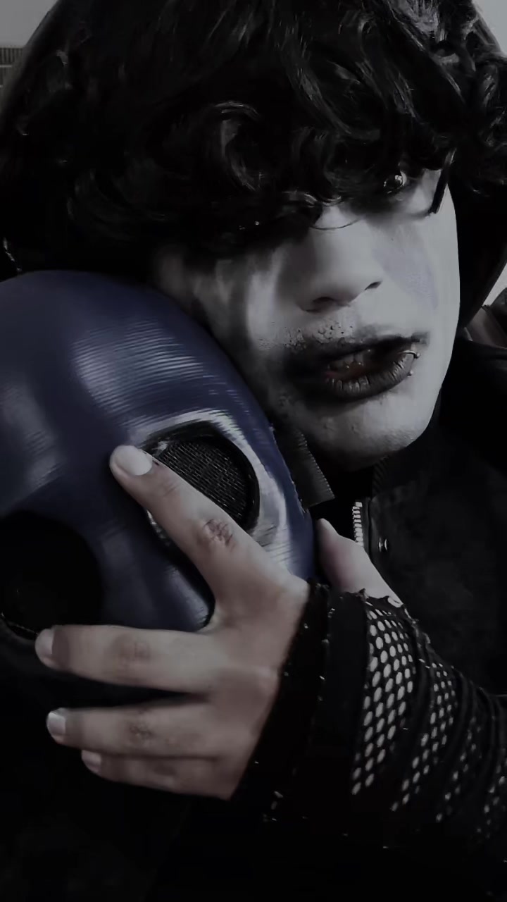 @🖤Gloomy💜