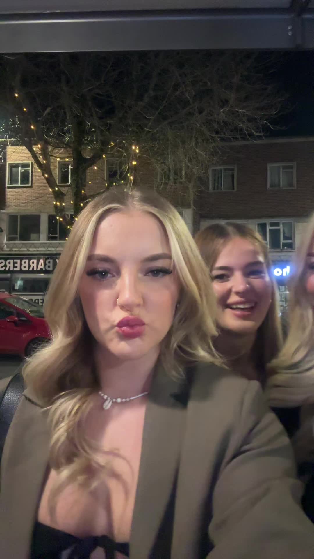 @Lils
