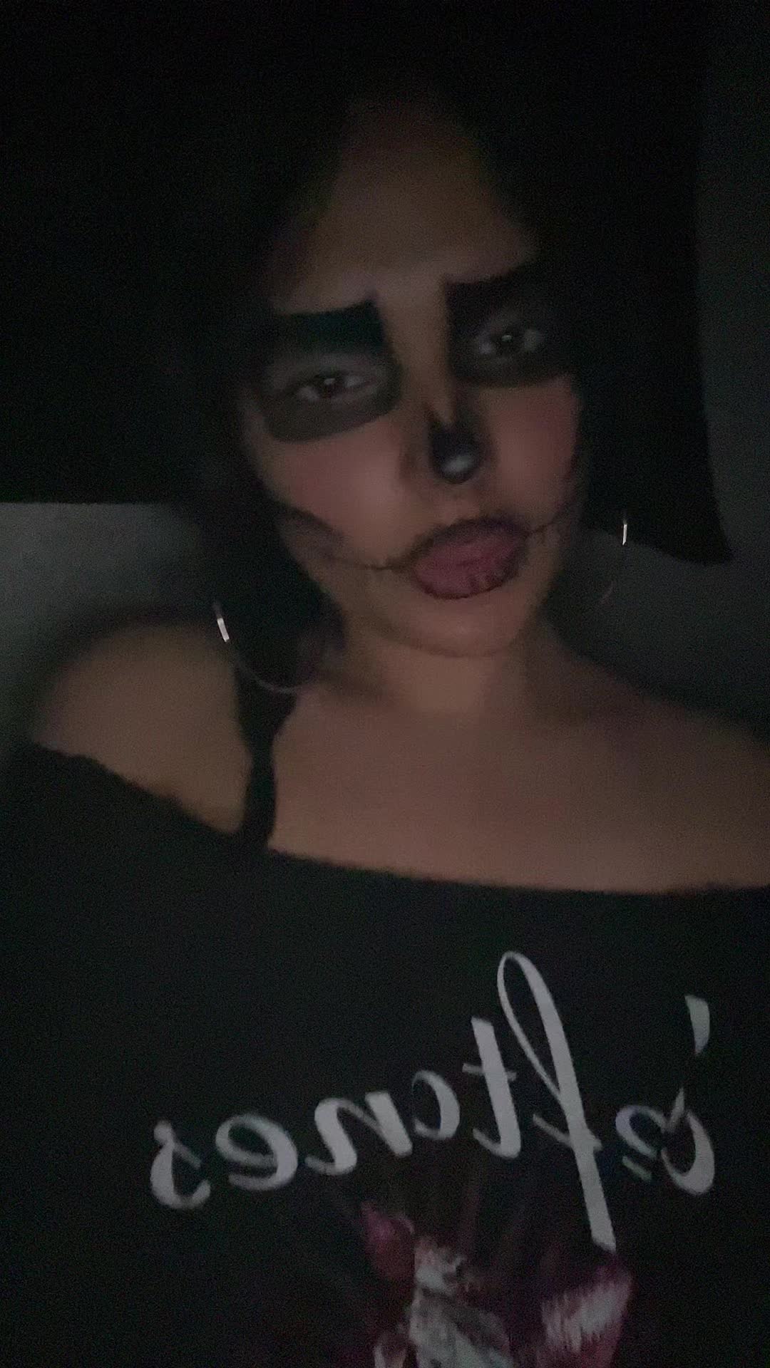@<?>