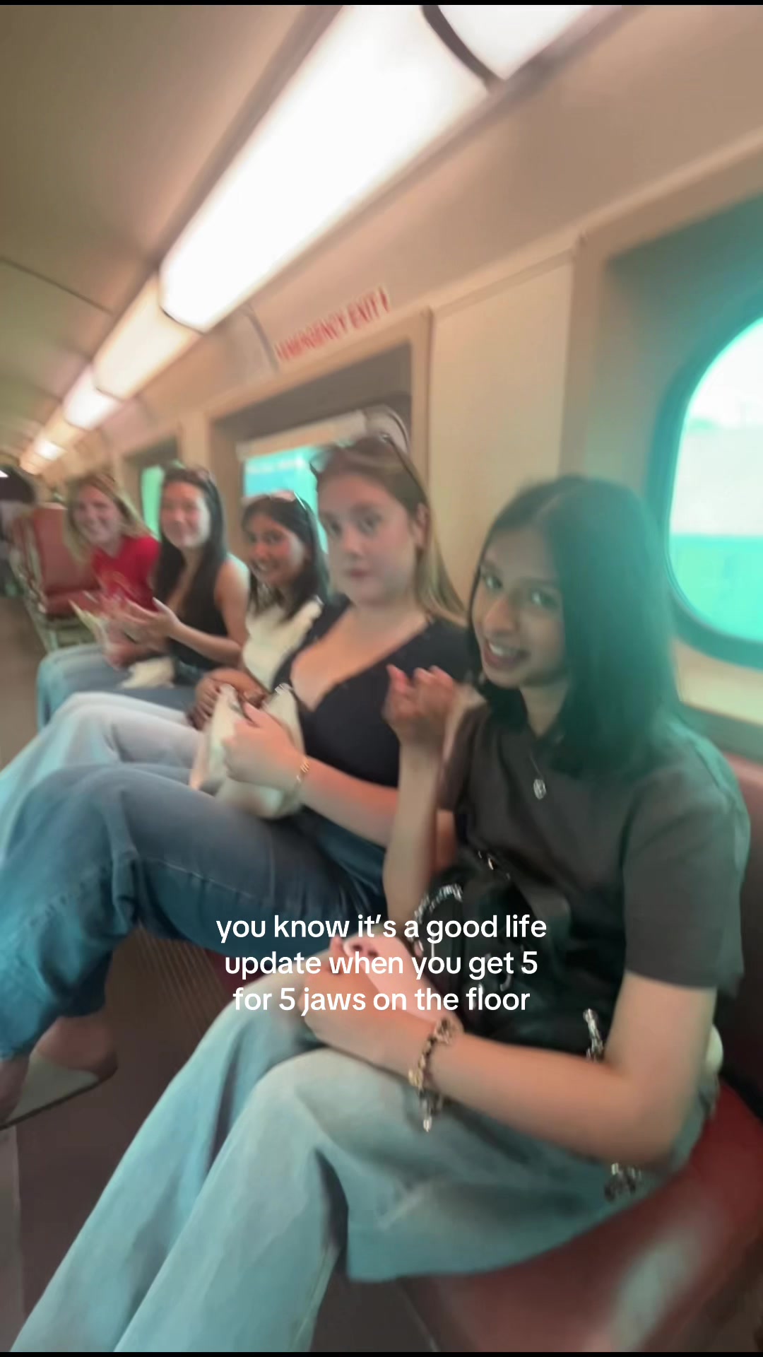 @maya🌝