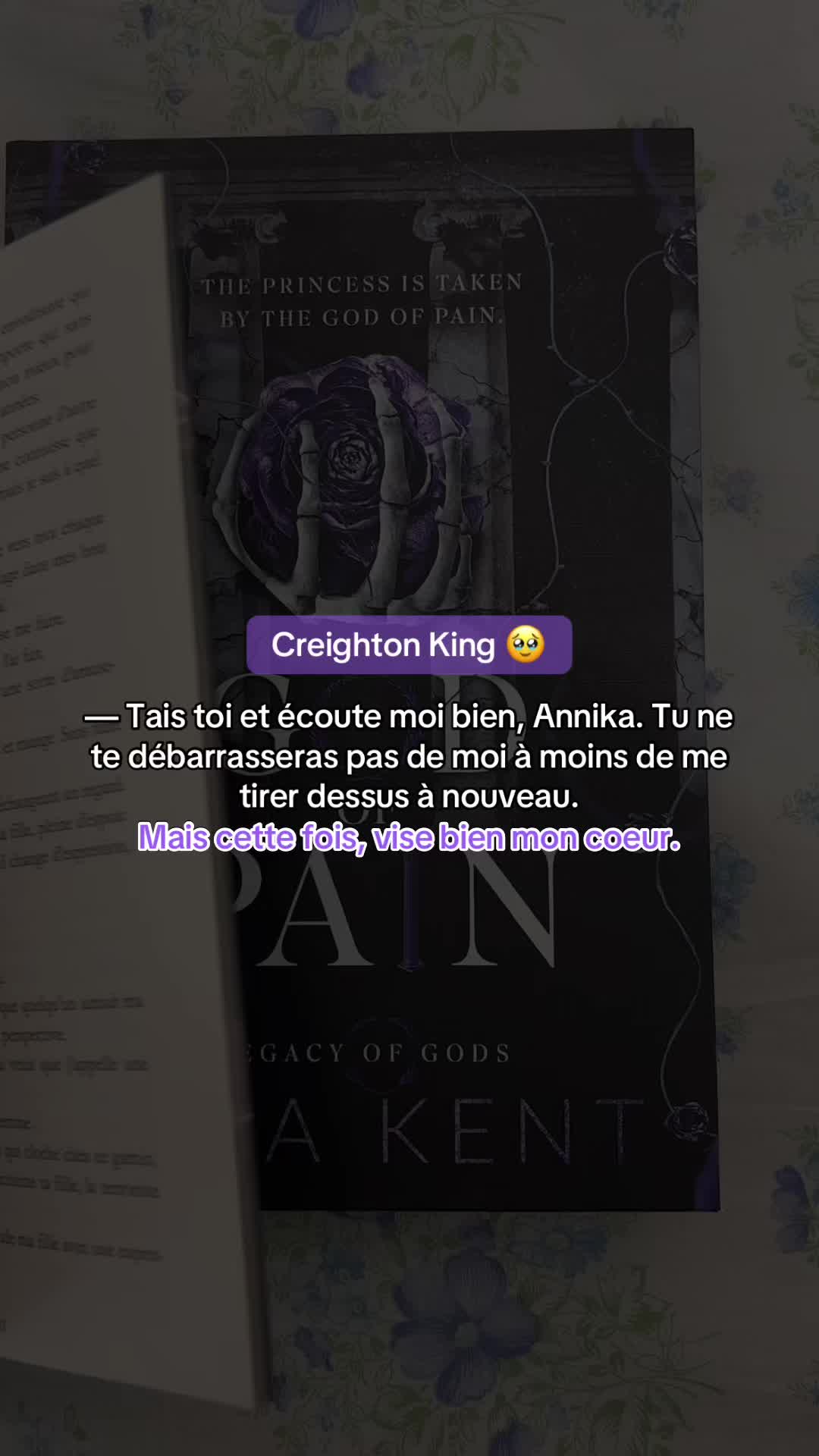 @tothe.moonandbook