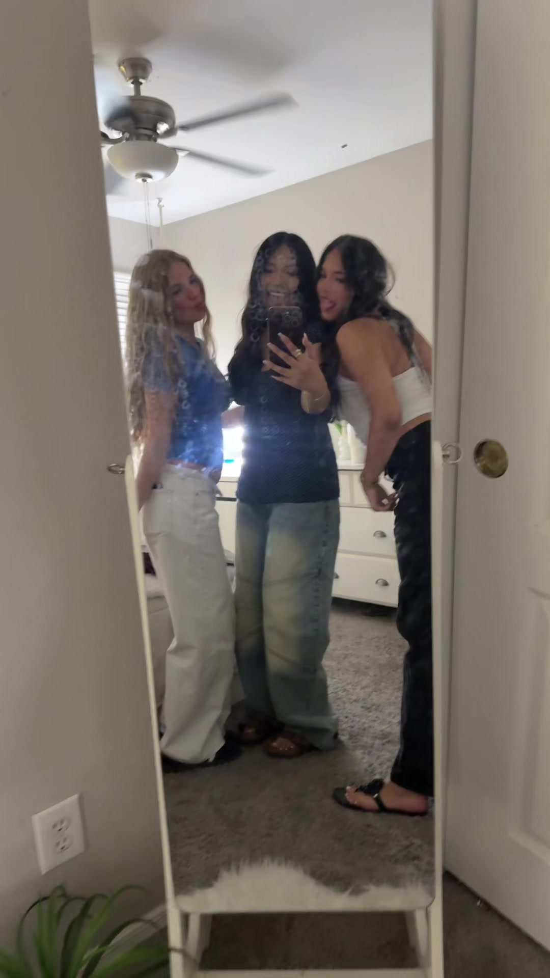 @zandrea