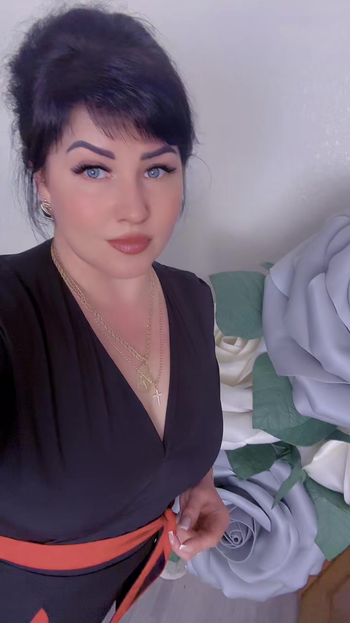 @꧁ঔৣ𝓞𝓵𝓮𝓬𝓱𝓴𝓪🫦ঔৣ꧂