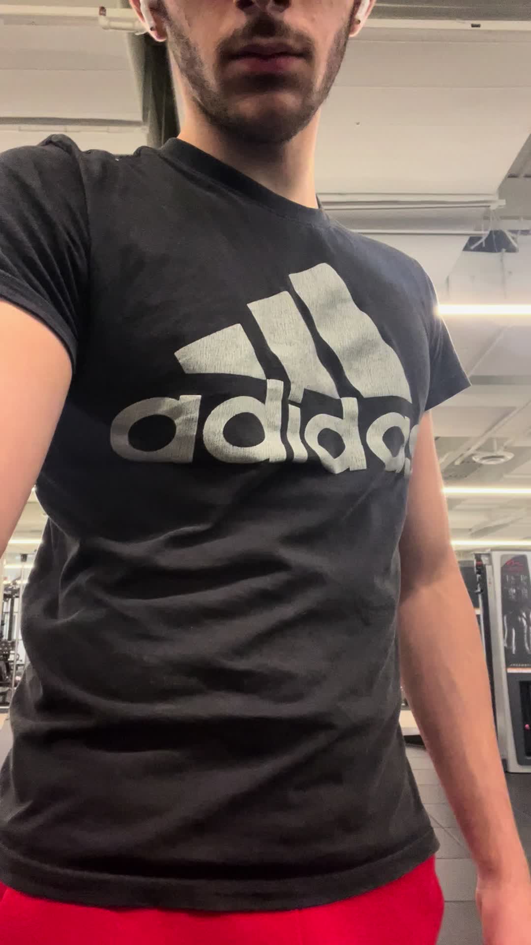 @Sqavm