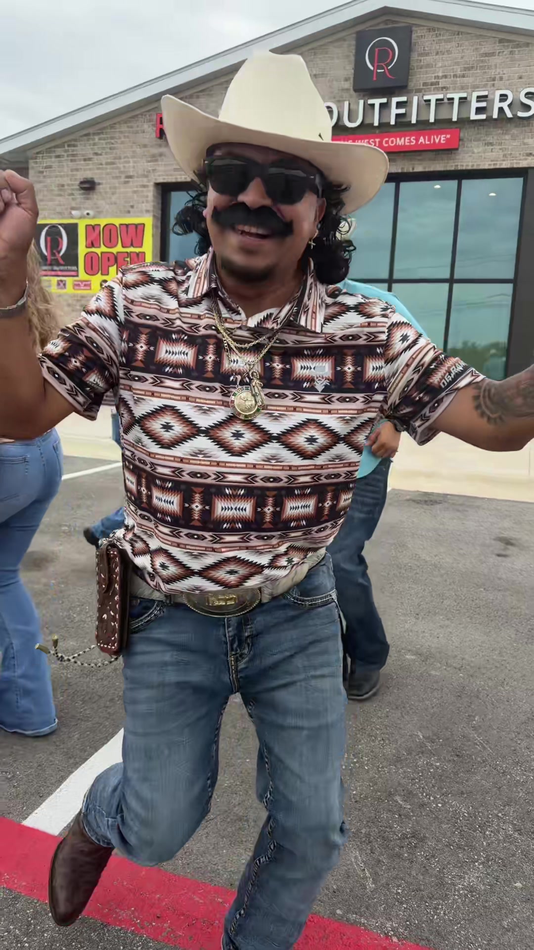 @T&iacute;o Chivalo