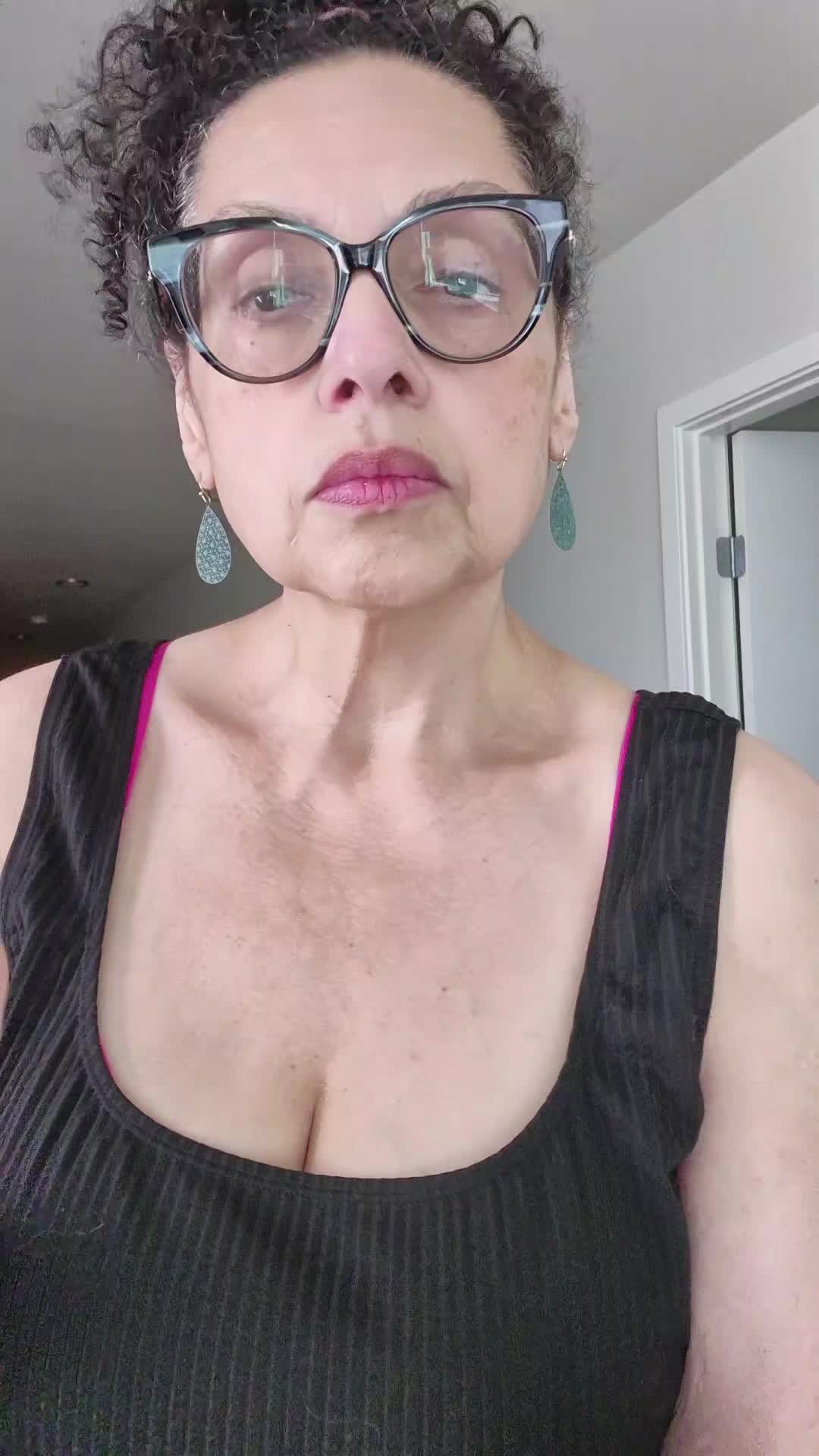 @thislindalife