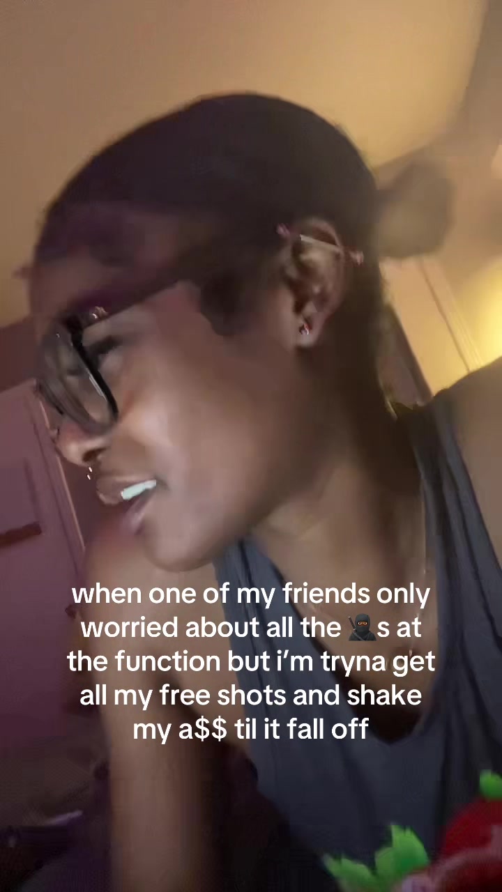 @quewchii