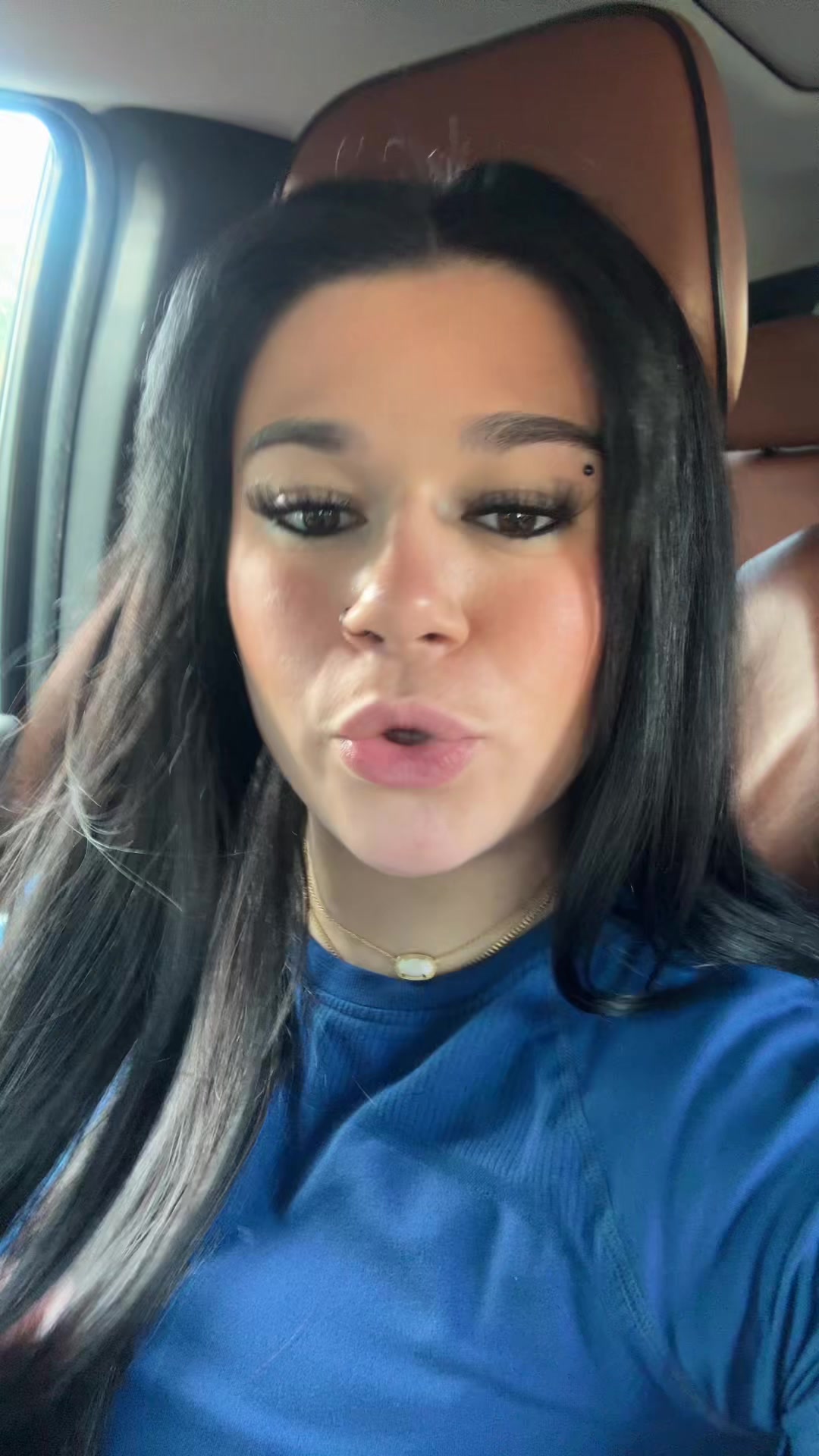 @mirabella 🦇