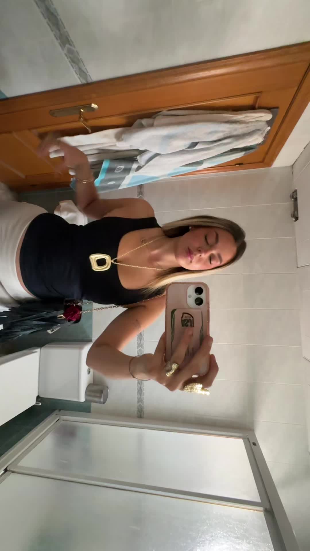 @noeee