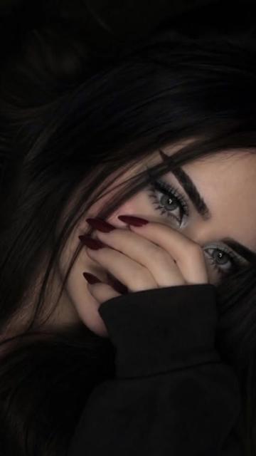 @AƴɘsʜA ♡