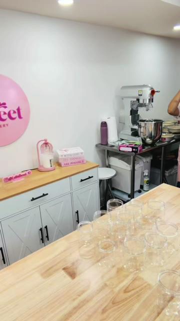 @latinsweetbakery