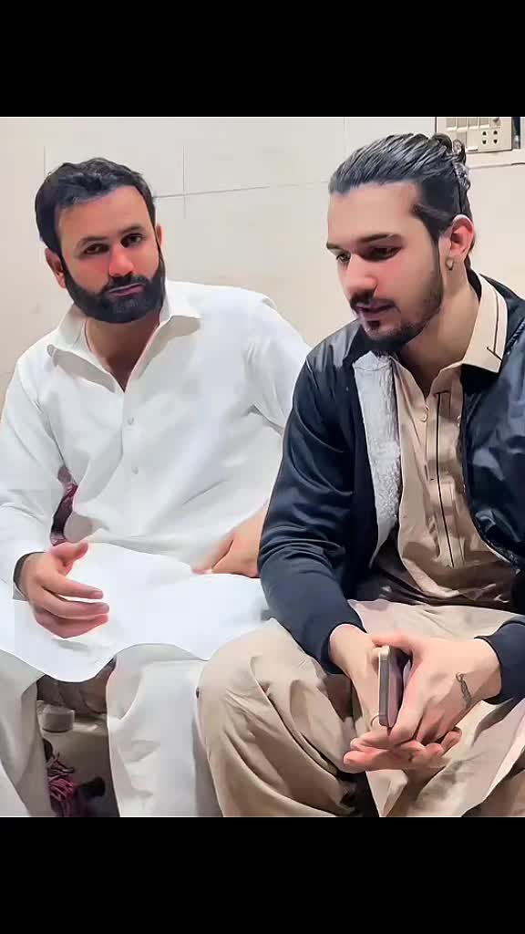 @𝐈𝐭'𝐬 𝐀𝐛𝐝𝐮𝐥𝐥𝐚𝐡_👑🦅