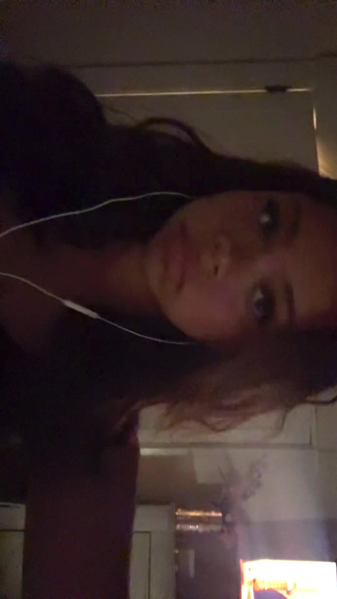 @miabella