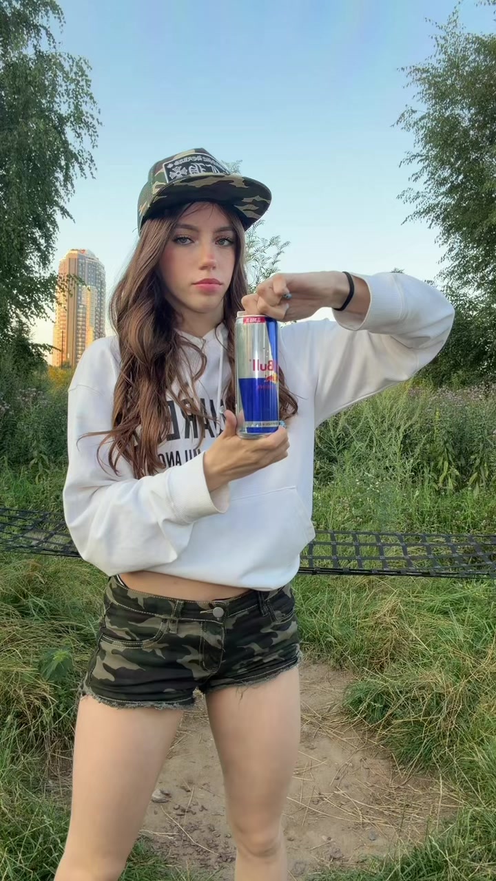 @monclershagirll