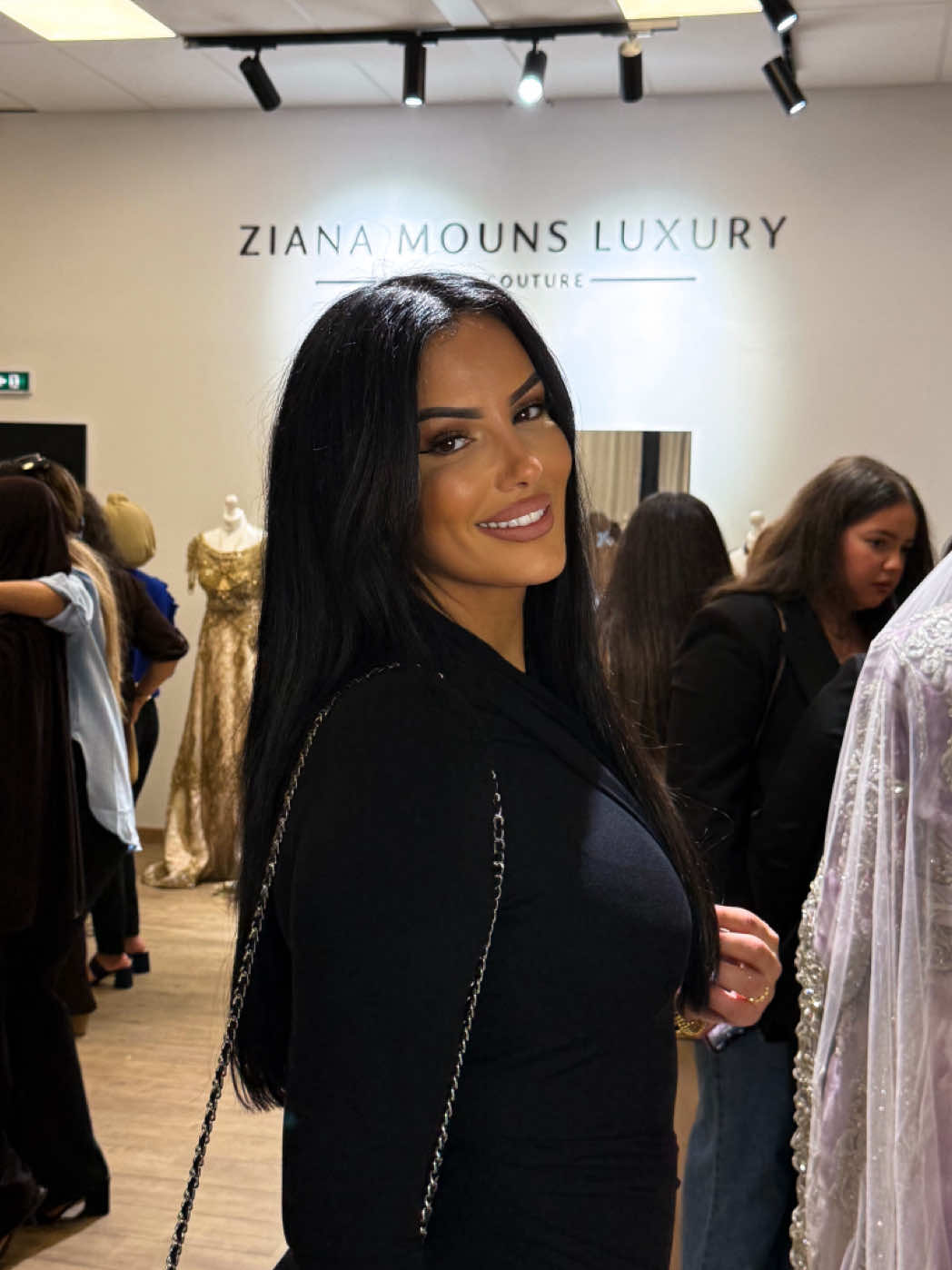 @✨ Ziana Mouns luxury ✨