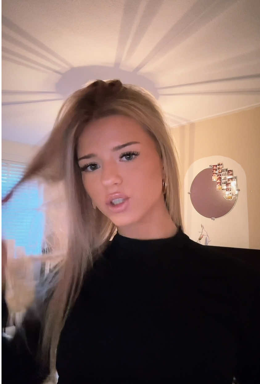 @𝐯𝐥𝐢𝐧𝐫𝐨𝐨𝐝𝐡𝐮𝐢𝐳𝐞𝐧